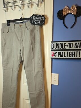 Gap Light Gray Straight-Leg Denim Jeans 36x30